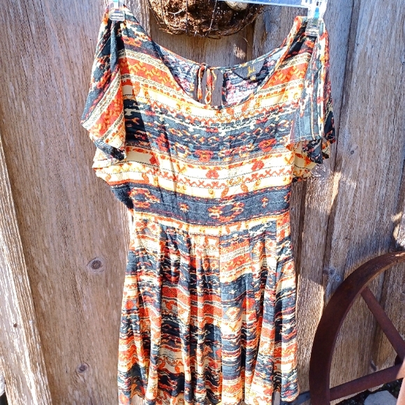 JACK Mini/Midi Dress - Picture 3 of 6